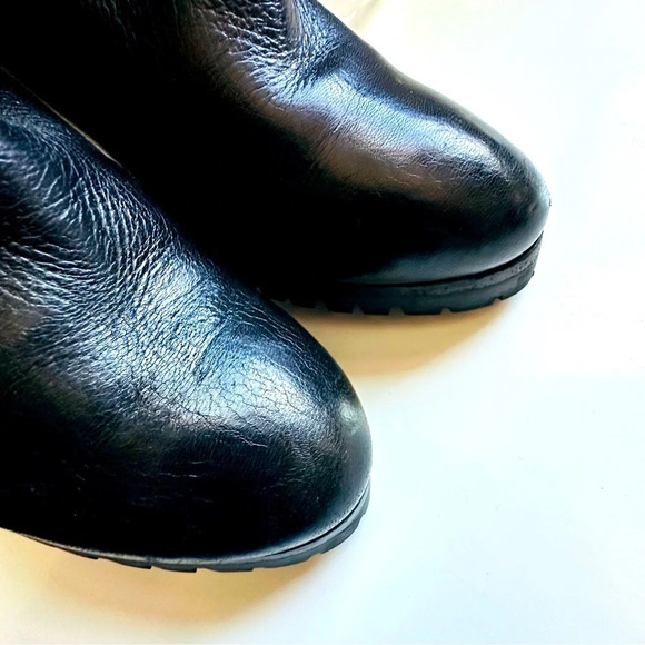 Chloé p Ankle Leather Heeled Booties - Picture 5 of 9